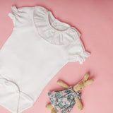 Body detalhe rosa m/curta