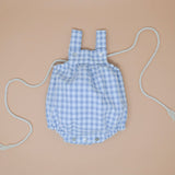 Look Fofo Avô António com casaco e botinhas