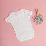 Body detalhe rosa m/curta