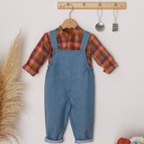 Look Jardineiras Ganga c/ camisa Bolo de cenoura