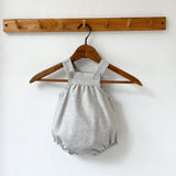 Look | Fofo Espinhado Cinza e camisola bordeaux