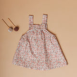 Look Saia Canela c/camisa, casaco e laço