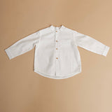 Look 3 peças Jardineiras Cacau c/camisa e casaco