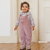 Look Jardineiras Rosa  c/ camisa Anita